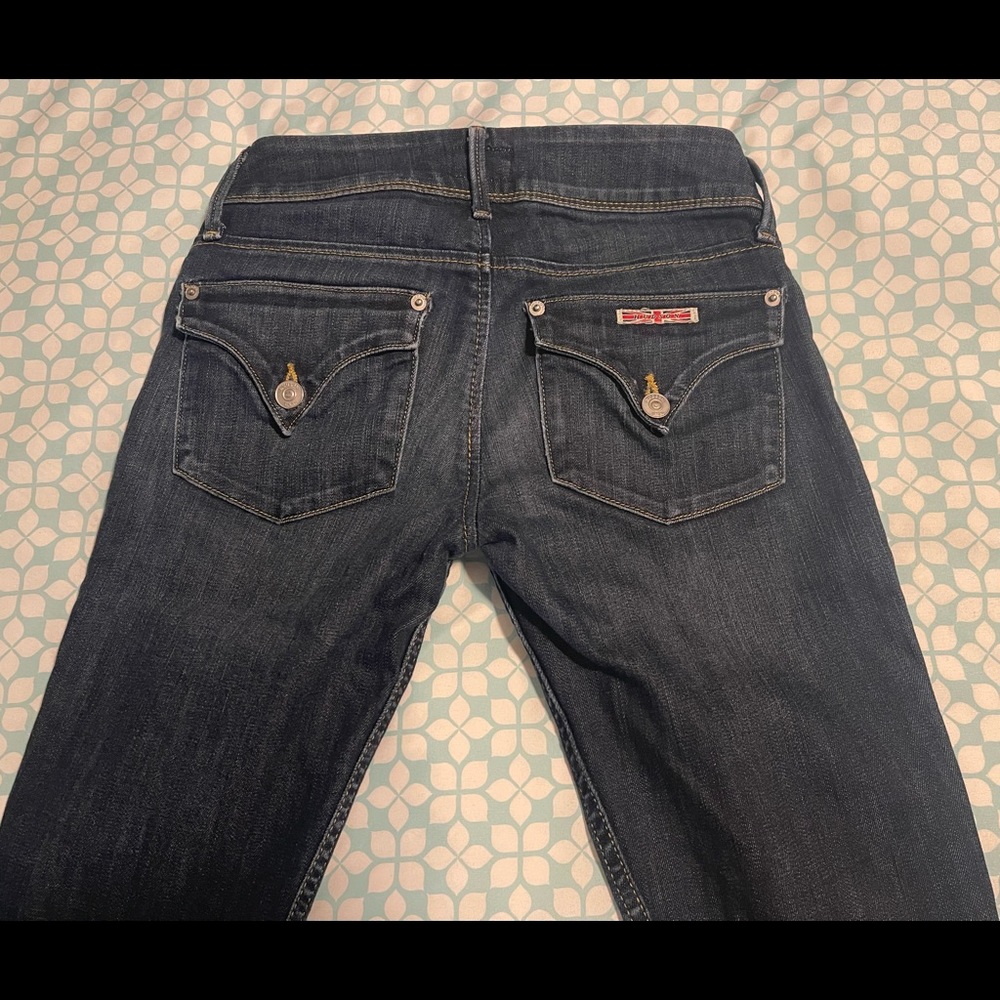 Hudson dark blue ankle jeans. Size 24. Rise 7. Inseam 25.